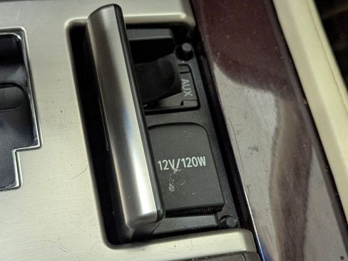 Used 2013 Lexus LX 570 4WD image 32