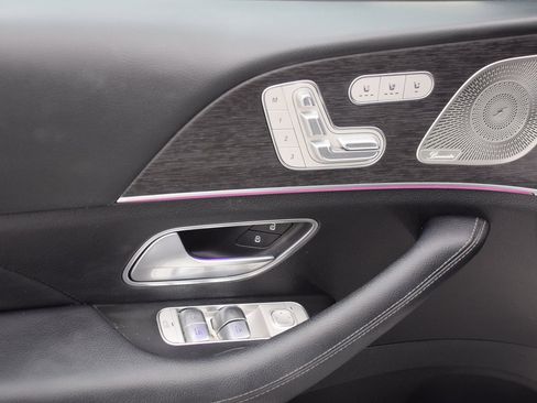 Certified 2022 Mercedes-Benz GLS 450 4MATIC image 22