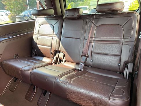 Used 2019 Lincoln Navigator L Black Label w/ Cargo Package AWD/4WD image 15