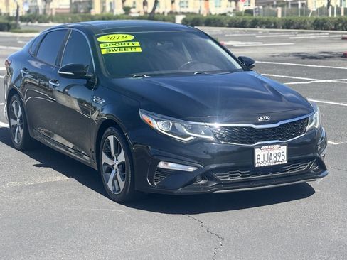 Used 2019 Kia Optima S w/ S Panoramic Sunroof Package image 1