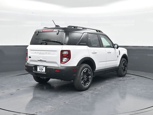 New 2025 Ford Bronco Sport Outer Banks w/ Outer Banks Tech Package+ image 7