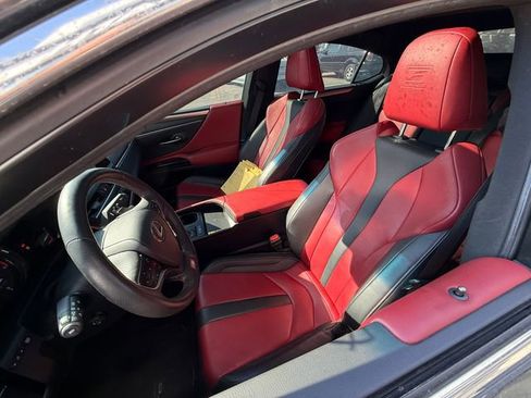 Used 2023 Lexus ES 350 F Sport w/ Accessory Package (Z2) image 3