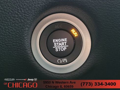 New 2026 Chrysler Pacifica Select FWD image 31