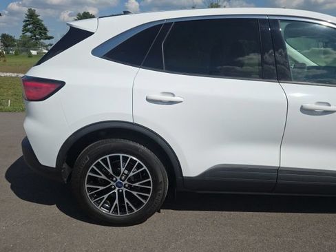 Used 2022 Ford Escape SE FWD image 7