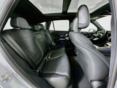 New 2026 Mercedes-Benz GLC 300 image 30