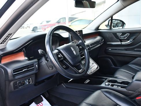 Used 2022 Lincoln Corsair Reserve w/ Elements Package image 11