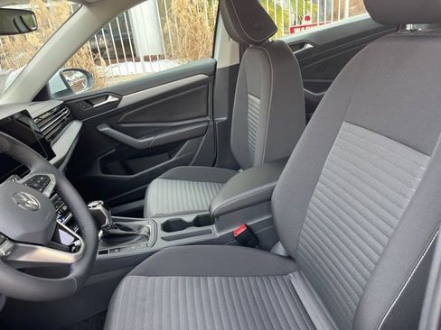 New 2026 Volkswagen Tiguan S image 8