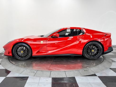 Used 2023 Ferrari 812 GTS RWD image 15