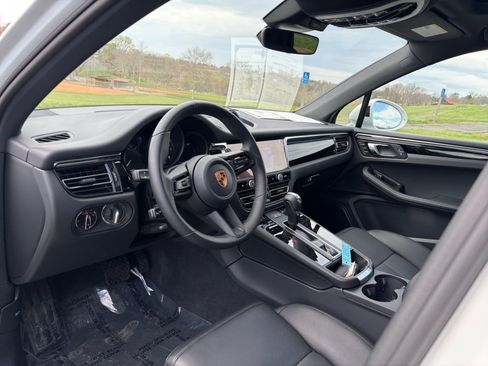 Certified 2026 Porsche Macan Turbo AWD/4WD image 12