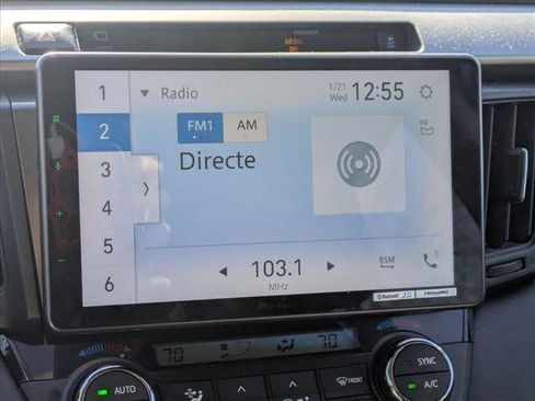 Used 2016 Toyota RAV4 Limited image 13