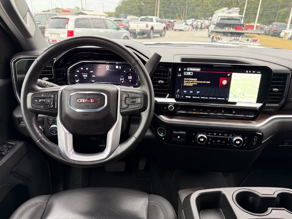Used 2025 GMC Sierra 1500 SLT RWD image 8