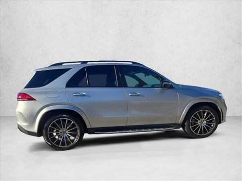 Used 2023 Mercedes-Benz GLE 450 4MATIC image 4