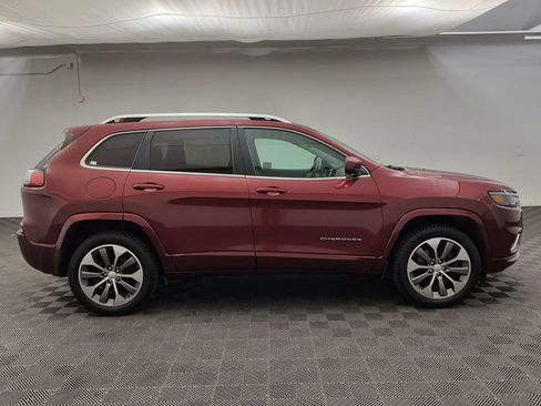 Used 2019 Jeep Cherokee Overland w/ Technology Group image 8
