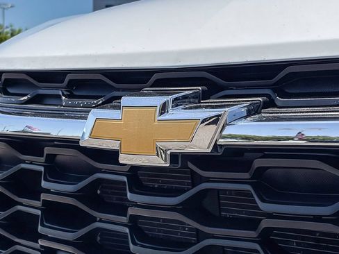 Certified 2024 Chevrolet Trax LT FWD image 12
