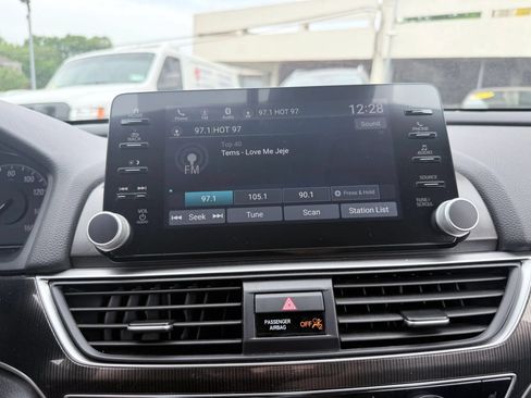 Used 2022 Honda Accord Sport Special Edition image 32