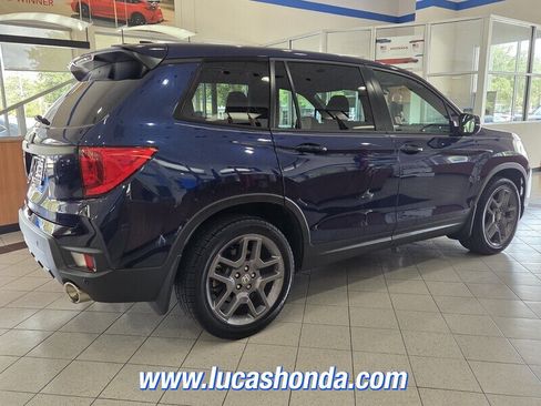Used 2022 Honda Passport EX-L image 4