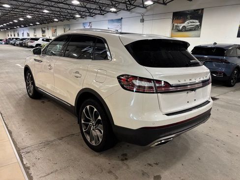 Used 2022 Lincoln Nautilus Reserve AWD/4WD image 4