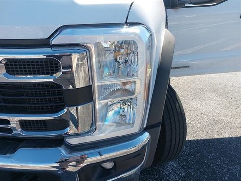 New 2023 Ford F550 4x4 Regular Cab Super Duty image 31