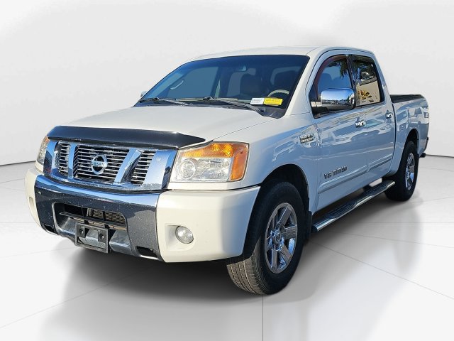 Used 2012 Nissan Titan SV w/ SV Value Truck Pkg RWD image 7