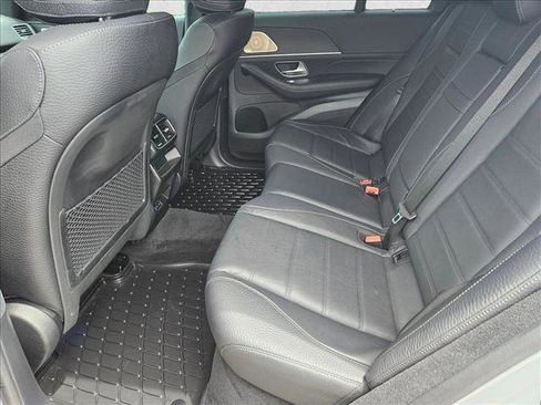 Used 2025 Mercedes-Benz GLE 450e 4MATIC image 18