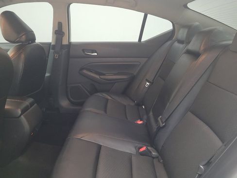 Used 2023 Nissan Altima 2.5 SR FWD image 18