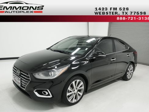 Used 2022 Hyundai Accent Limited image 1