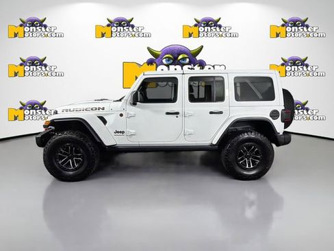Used 2024 Jeep Wrangler Unlimited Rubicon AWD/4WD image 8
