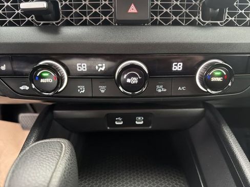 Used 2023 Honda Accord EX image 17