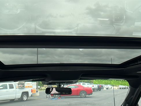 Used 2022 Ford F150 4x4 SuperCrew Hybrid image 27