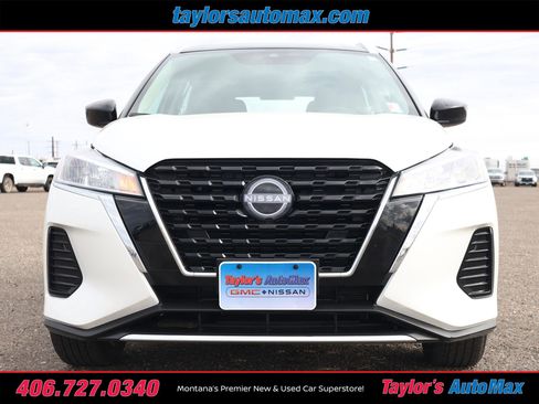 Used 2024 Nissan Kicks SV image 31
