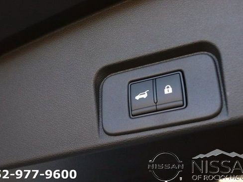 New 2026 Nissan Rogue Platinum w/ Platinum Premium Package AWD/4WD image 15