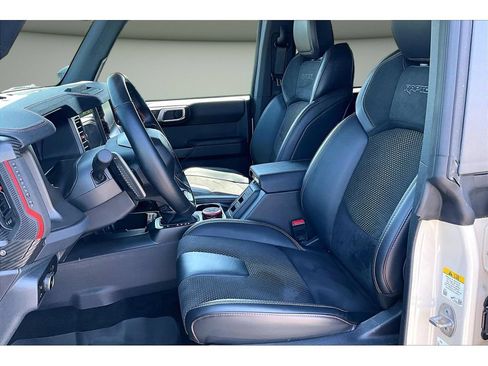 Used 2025 Ford Bronco Raptor AWD/4WD image 31