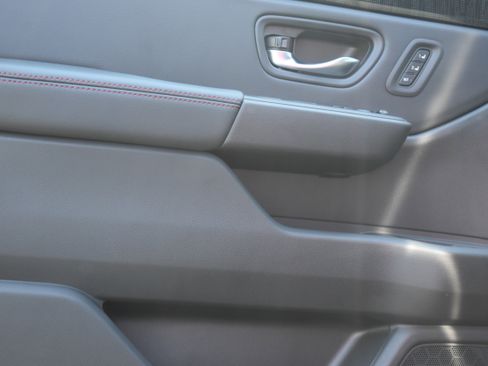 New 2025 Honda Pilot Black Edition image 42