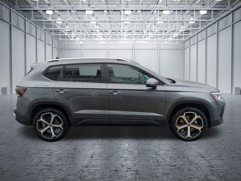 New 2026 Volkswagen Taos SEL AWD/4WD image 6