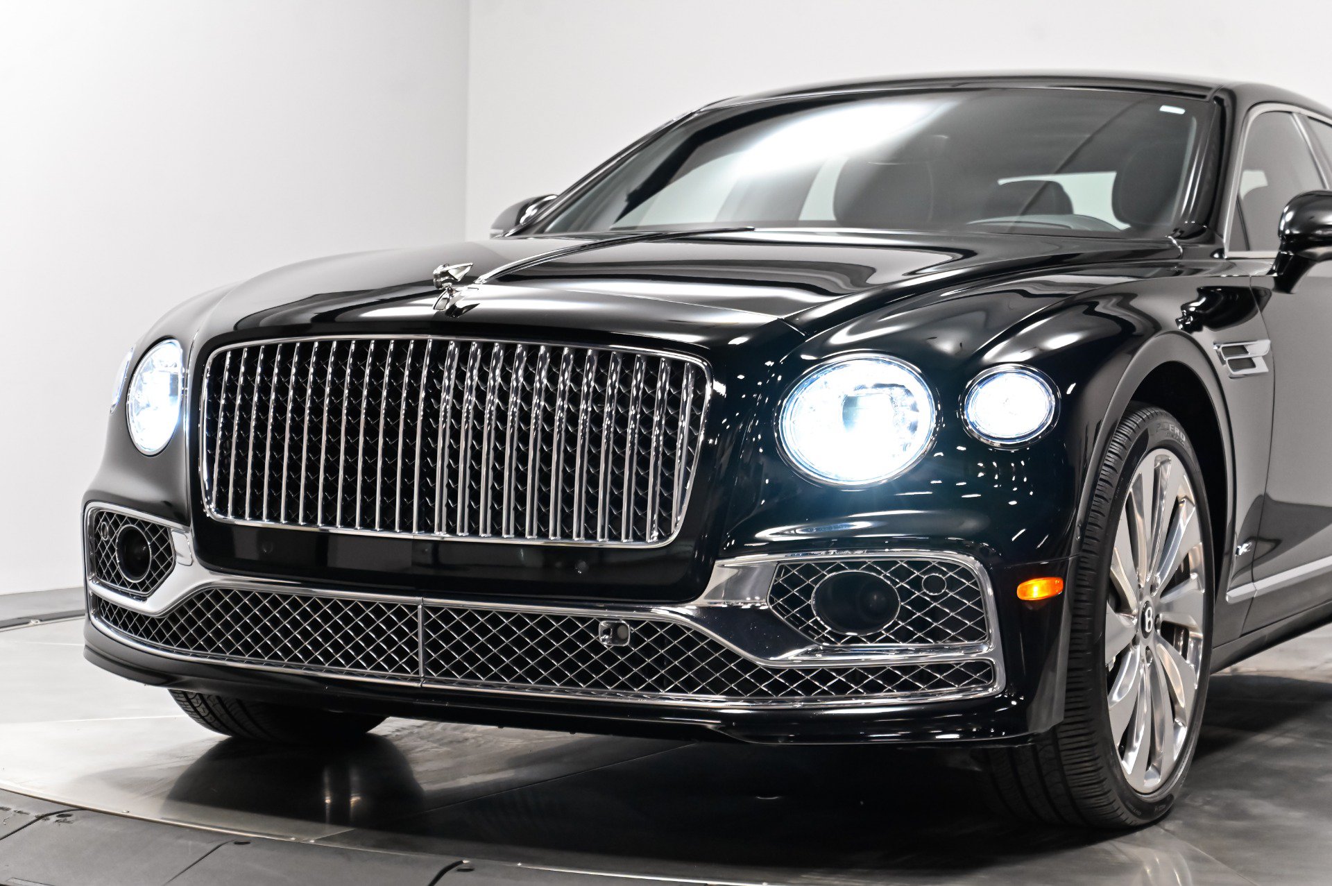 Used 2020 Bentley Flying Spur W12 AWD/4WD image 76