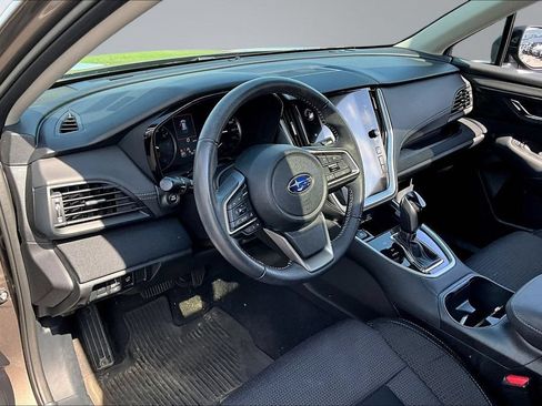 Used 2024 Subaru Outback Premium AWD/4WD image 15