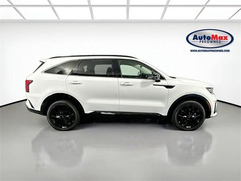 Used 2022 Kia Sorento SX image 10