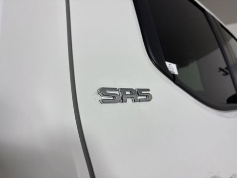 Used 2026 Toyota Tacoma SR5 AWD/4WD image 30