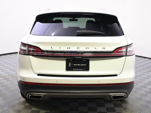 Used 2023 Lincoln Nautilus Reserve w/ Equipment Group 201A image 4