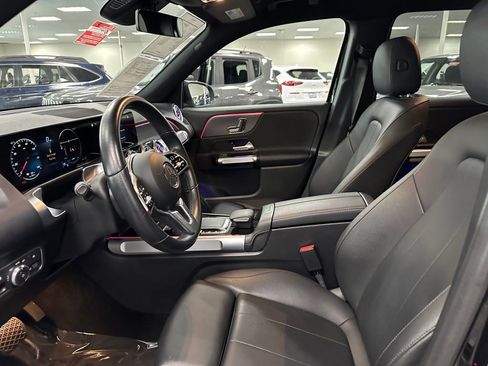 Used 2023 Mercedes-Benz EQB 250+ image 15
