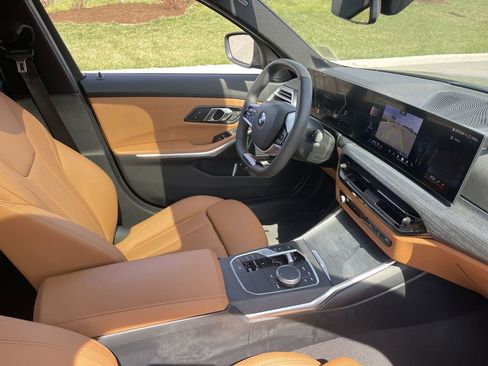 Used 2025 BMW 330i xDrive Sedan image 31