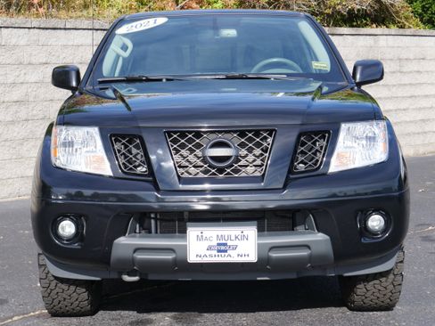 Used 2021 Nissan Frontier SV w/ Midnight Edition Floor Mats image 2