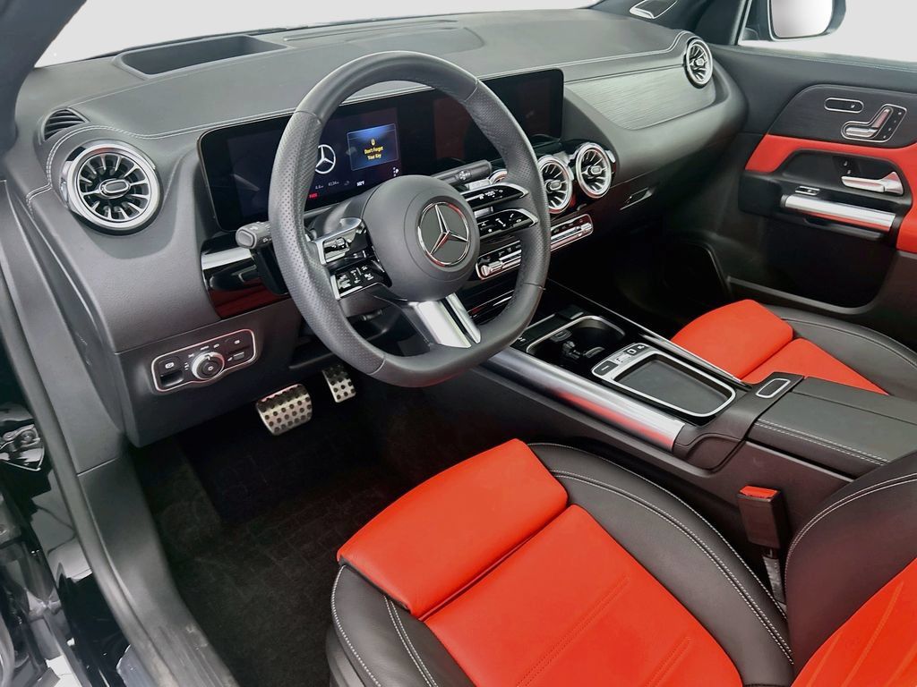 Certified 2026 Mercedes-Benz GLA 250 image 9