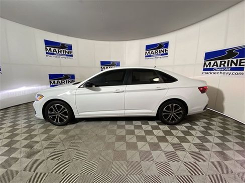 Used 2023 Volkswagen Jetta Sport image 13