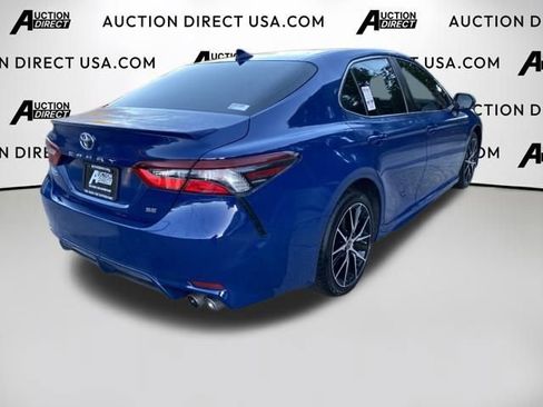 Used 2023 Toyota Camry SE image 15