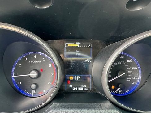 Used 2018 Subaru Outback 2.5i Premium AWD/4WD image 17