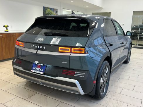 New 2026 Hyundai Ioniq 5 SE image 8