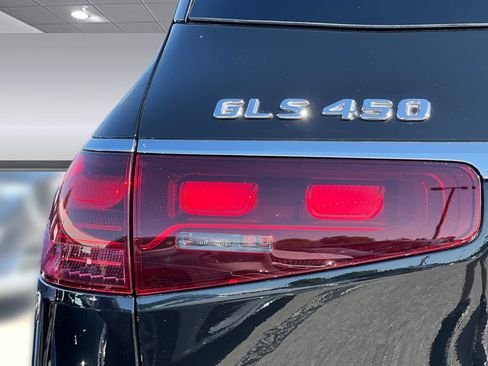 Certified 2024 Mercedes-Benz GLS 450 4MATIC image 27