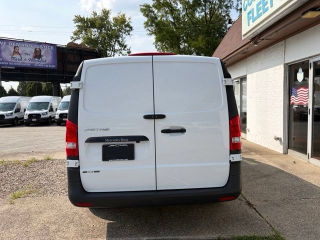 Used 2023 Mercedes-Benz Metris image 6