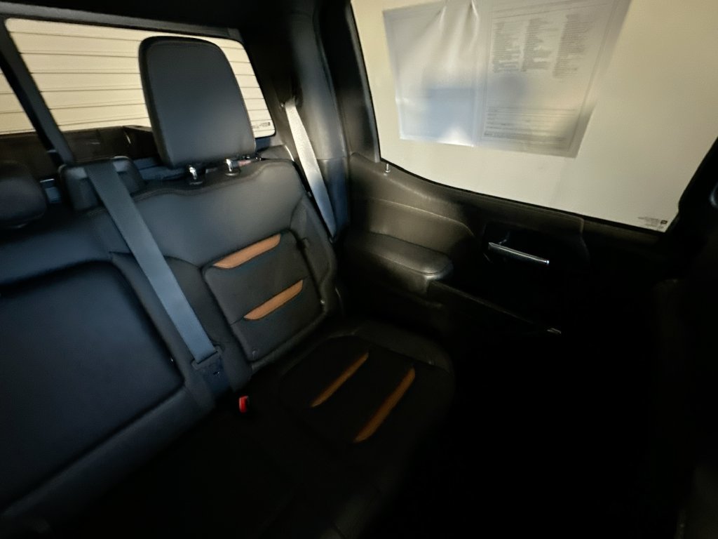Used 2020 GMC Sierra 1500 AT4 w/ AT4 Premium Package AWD/4WD image 14